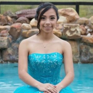 Meet your Posher, Fernanda